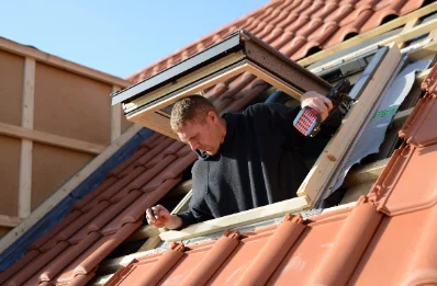 Pose de fenêtres de toit Velux au Bastit